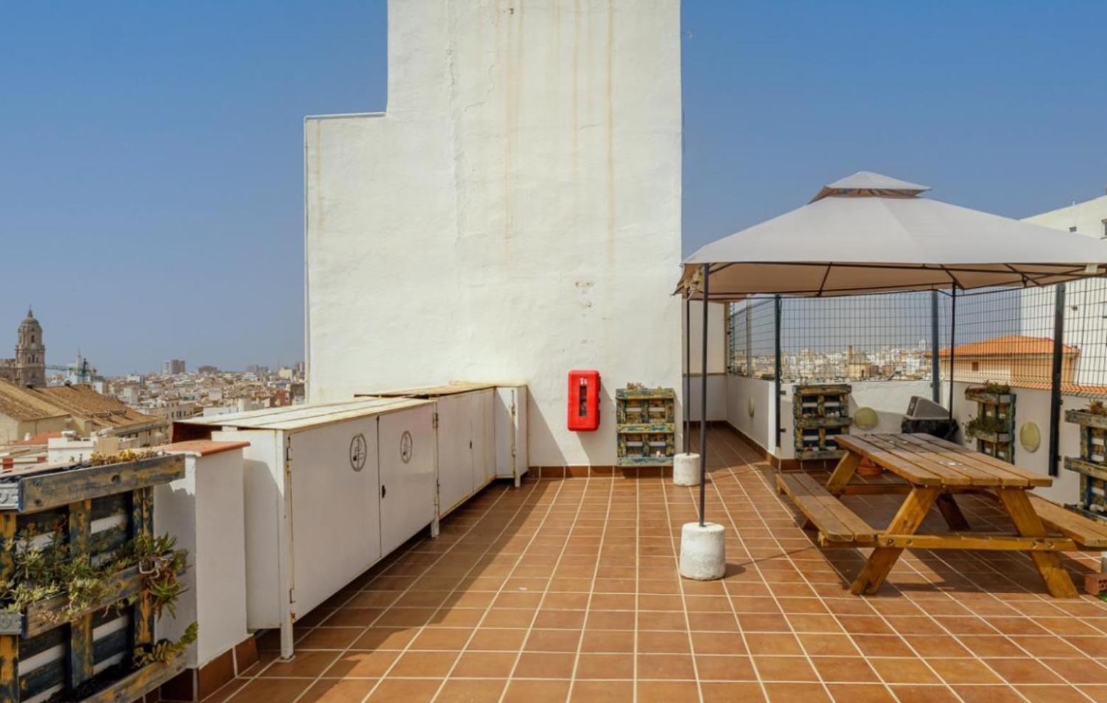 شقة Apartamento Centrico La Merced 2 - Free Parking & Free Gym مالقة المظهر الخارجي الصورة